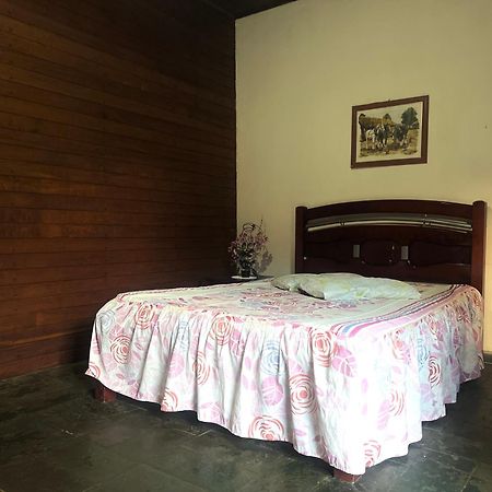Sitio Pousada Recanto Curio Ibiuna Exterior photo